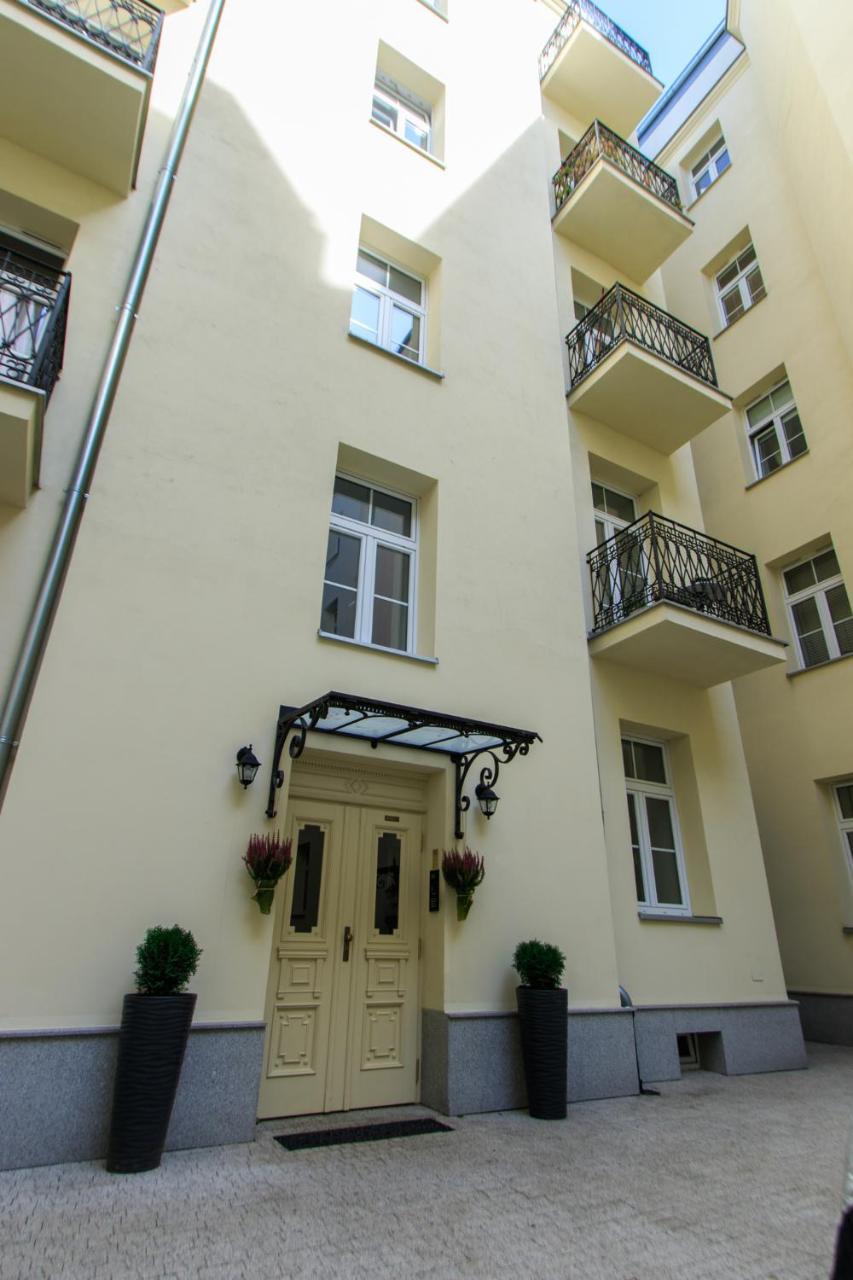 Rental Apartments Wilcza Varsovia Exterior foto